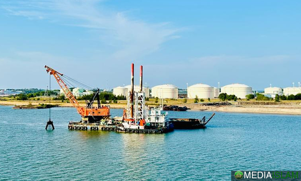 Brunei Mulakan Pembinaan Kapal Perindustrian di Limbungan Bersepadu PMB
